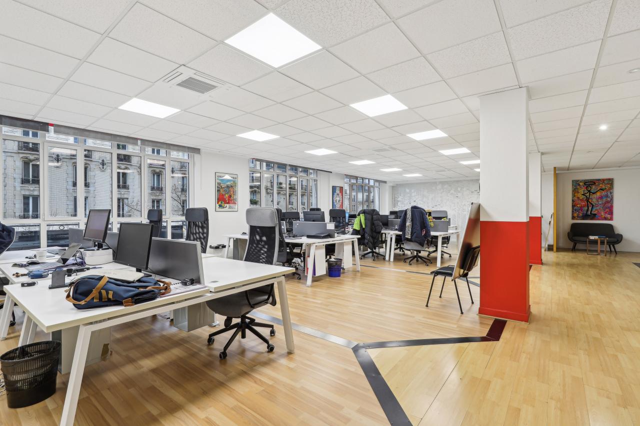 Bureau Paris 250m² Location bureau Paris OLBUR2427920 15